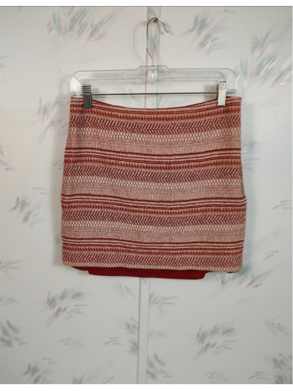 Women's Banana Republic Mini Skirt Red white Chevron Striped Cotton Size 4